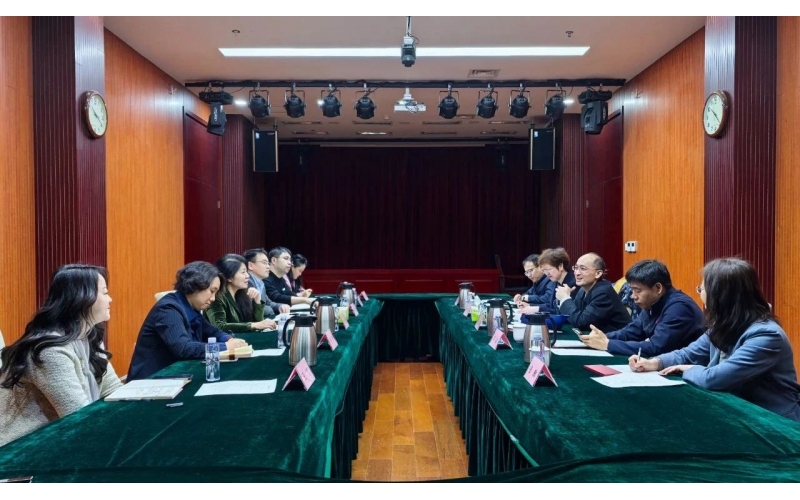 北京印刷学院党委书记张鑫一行到总店调研